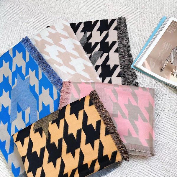 autumn and winter ladies scarf, european and american plush plaid scarf, trousers warm scarf, dual-use long increase scarf ladies winter, Blue;gray
autumn and winter ladies scarf, european and american plush plaid scarf, trousers warm scarf, dual-use long increase scarf ladies winter, Blue;gray