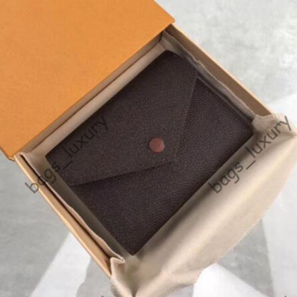 fashion button purse women short wallets small size female multifunctional wallet european style lady casual clutchs zero purse no box, Red;black
fashion button purse women short wallets small size female multifunctional wallet european style lady casual clutchs zero purse no box, Red;black