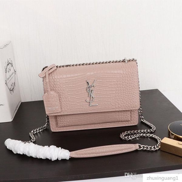 2019 new handbags ladies shoulder bag metal hardware large capacity leather production atmosphere model: 442906 ladiesbagmodel
2019 new handbags ladies shoulder bag metal hardware large capacity leather production atmosphere model: 442906 ladiesbagmodel