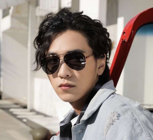 l letters mens sunglasses brand sunglasses man summer beach goggle glasses uv400 v 170675 2 colors highly quality with box, White;black
l letters mens sunglasses brand sunglasses man summer beach goggle glasses uv400 v 170675 2 colors highly quality with box, White;black