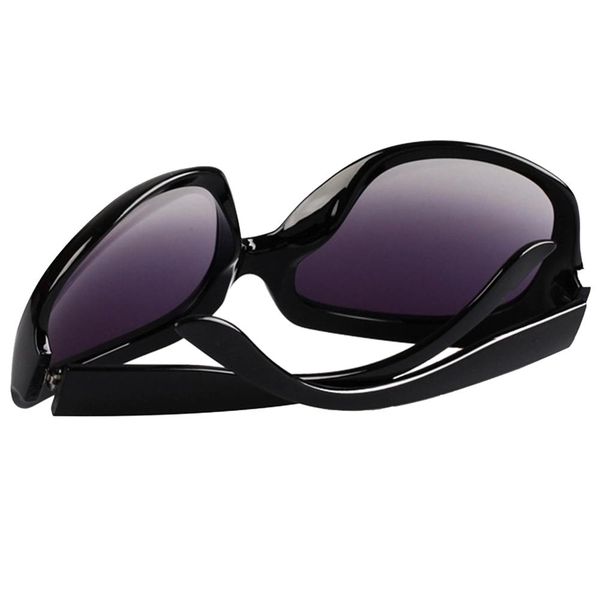 wholesale-fashion womenclassic shopping sunglasses eyewear black, Silver
wholesale-fashion womenclassic shopping sunglasses eyewear black, Silver