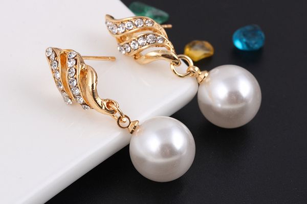 fashion- earring necklace set alloy with pearl baroque style for women party birthday new year christmas gift, Golden
fashion- earring necklace set alloy with pearl baroque style for women party birthday new year christmas gift, Golden