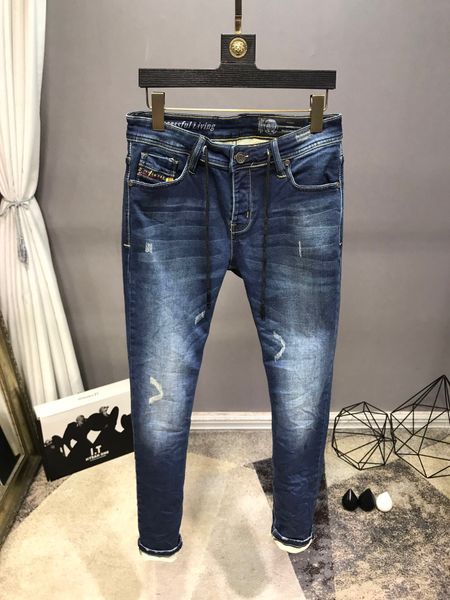20s mens designer jeans bleached fashion side stripe stretch jeans skinny spliced ripped high stree denim pants us size 28-36, Blue
20s mens designer jeans bleached fashion side stripe stretch jeans skinny spliced ripped high stree denim pants us size 28-36, Blue