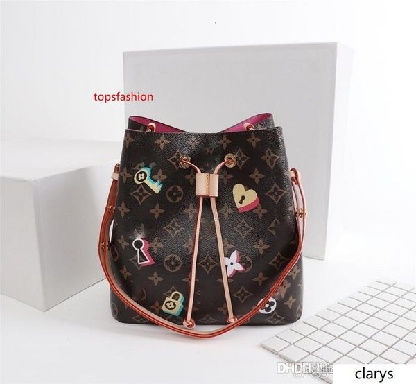 designers handbag monograms n mao ono mao love lock collection very rare 44369 summer trunks limited edition size: 27*26*22cm
designers handbag monograms n mao ono mao love lock collection very rare 44369 summer trunks limited edition size: 27*26*22cm