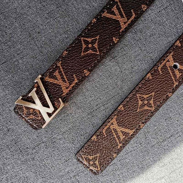 2020 new type mens women designer belts fashion belt luxury classic print belt leather business belts silver buckle unisex, Black;brown
2020 new type mens women designer belts fashion belt luxury classic print belt leather business belts silver buckle unisex, Black;brown
