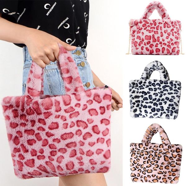 winter shoulder bag leopard pattern female bag chain large plush winter handbag messenger soft warm fur
winter shoulder bag leopard pattern female bag chain large plush winter handbag messenger soft warm fur