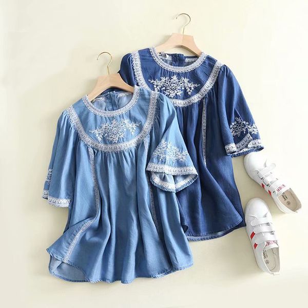 2019 new summer women shirts o-neck short sleeve flower embroidery shirt women soft denim blouse femme blusa for, White
2019 new summer women shirts o-neck short sleeve flower embroidery shirt women soft denim blouse femme blusa for, White