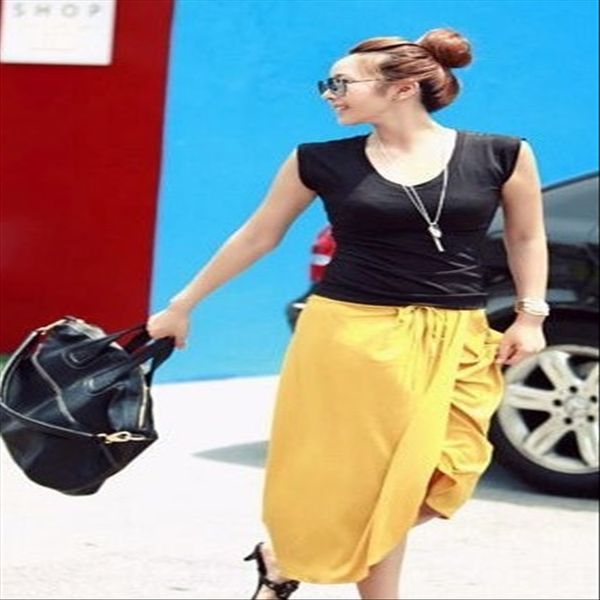 tight t- women's sleeveless t- shirt cotton v-neck low-chest fashionable shirt slim white casual summer clothes 2020
tight t- women's sleeveless t- shirt cotton v-neck low-chest fashionable shirt slim white casual summer clothes 2020