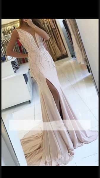 sparkly crystal beadings prom dress deep v neck front split mermaid 2019 new fashionable dark red evening dress party gowns custom plus size, Black
sparkly crystal beadings prom dress deep v neck front split mermaid 2019 new fashionable dark red evening dress party gowns custom plus size, Black