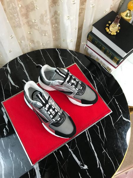 2020 new am couple casual sneakers couple fashion sneakers luxury design breathable casual shoes
2020 new am couple casual sneakers couple fashion sneakers luxury design breathable casual shoes