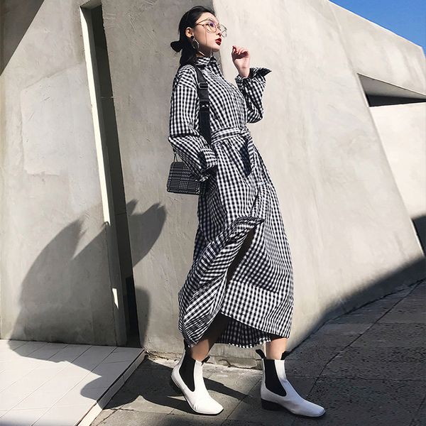 new arrival women fashion plaid loose a-line trench coat professional temperament outdoor warm cute long trench, Tan;black
new arrival women fashion plaid loose a-line trench coat professional temperament outdoor warm cute long trench, Tan;black