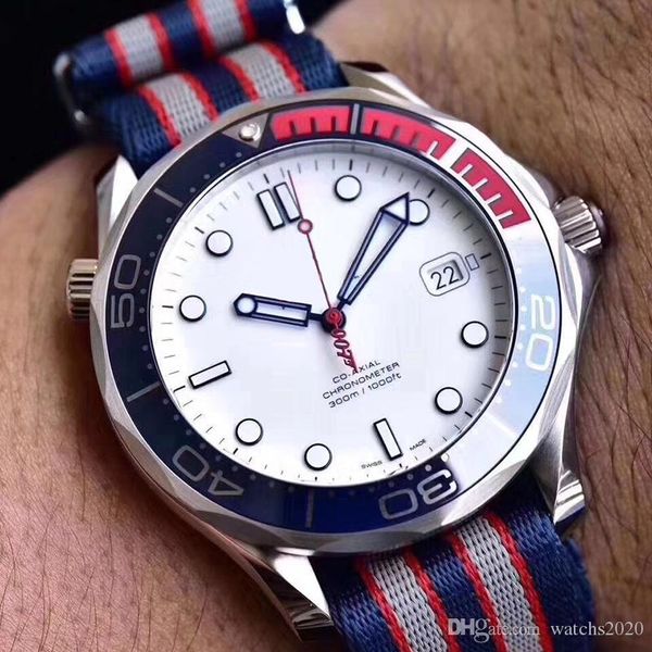 Часы Commander Марка 007 41 мм Часы Автоматического Movment нержавеющей Canvas Strap Спорт Мужчин
Часы Commander Марка 007 41 мм Часы Автоматического Movment нержавеющей Canvas Strap Спорт Мужчин