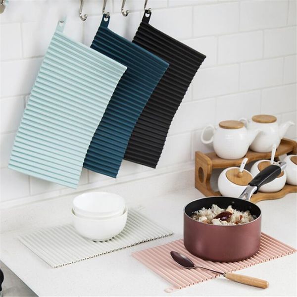 insulation waterproof placemat non-slip drain drying flume draining mat creative foldable coasters drain pad kitchen accessories
insulation waterproof placemat non-slip drain drying flume draining mat creative foldable coasters drain pad kitchen accessories