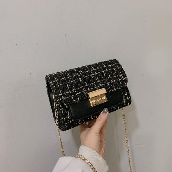 luxury chains wool bag women bags plush tide chain single shoulder small square handbags sac a main femme de marque luxe
luxury chains wool bag women bags plush tide chain single shoulder small square handbags sac a main femme de marque luxe
