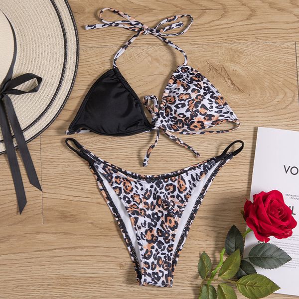 2020 european and american new two-color shirt split triangle swimsuit bikini straps swimwear, White;black
2020 european and american new two-color shirt split triangle swimsuit bikini straps swimwear, White;black