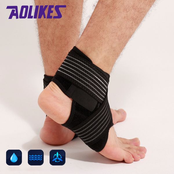 1 pair sports fitness protection ankle pad foot brace guard feet protector support gym adjustable heel pressure wrap bandage men, Blue;black
1 pair sports fitness protection ankle pad foot brace guard feet protector support gym adjustable heel pressure wrap bandage men, Blue;black