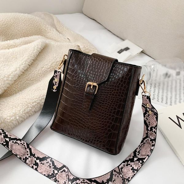 crocodile pattern crossbody bags for women messenger bag stone pattern hasp bucket bag handbag shoulder messenger
crocodile pattern crossbody bags for women messenger bag stone pattern hasp bucket bag handbag shoulder messenger