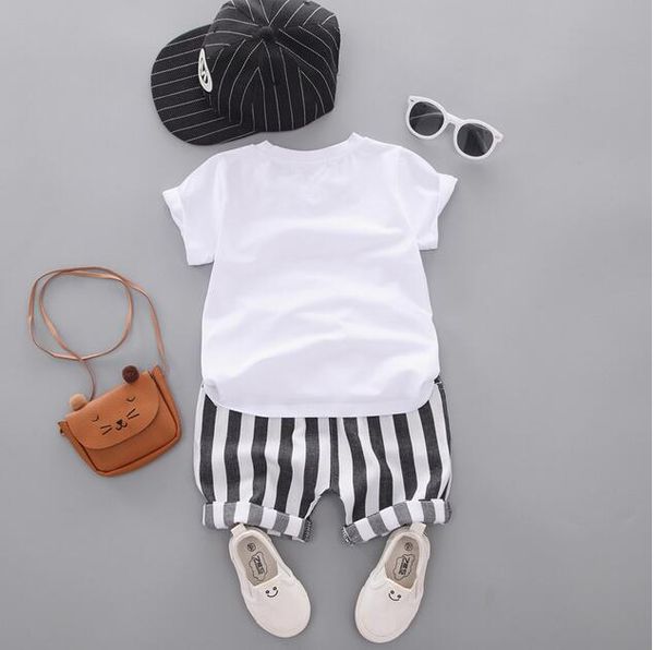 baby clothes new casual children's cartoon bear round neck short sleeve black and white striped shorts two kids set
baby clothes new casual children's cartoon bear round neck short sleeve black and white striped shorts two kids set