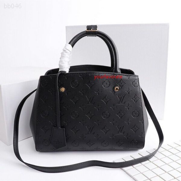 2020 trend autumn and winter personality extra large capacity bag casual office worker diagonal cross big bag female size 33x23x15cm
2020 trend autumn and winter personality extra large capacity bag casual office worker diagonal cross big bag female size 33x23x15cm