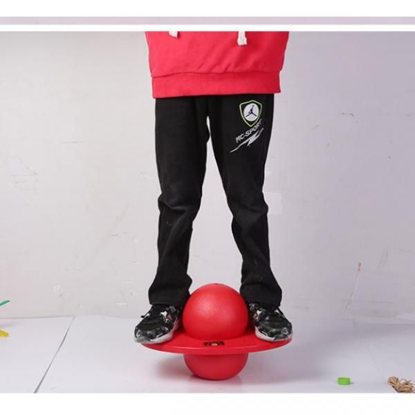 1pc pogo ball board bouncing ball toy fitness yoga toy jumping exercise bouncing for adults children
1pc pogo ball board bouncing ball toy fitness yoga toy jumping exercise bouncing for adults children