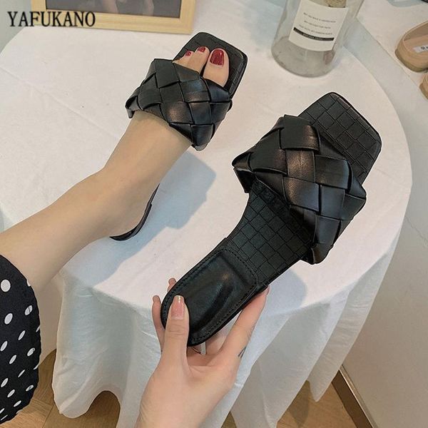 plus size 35-42 flat mules women flip flop braid leather sandals woman shoes ladies square open toe beach slippers, Black
plus size 35-42 flat mules women flip flop braid leather sandals woman shoes ladies square open toe beach slippers, Black