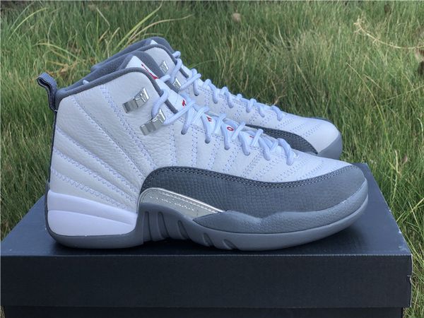 new 12 xii dark grey men basketball shoes 12s low white sports sneakers outdoor trainers size 7.5-13
new 12 xii dark grey men basketball shoes 12s low white sports sneakers outdoor trainers size 7.5-13