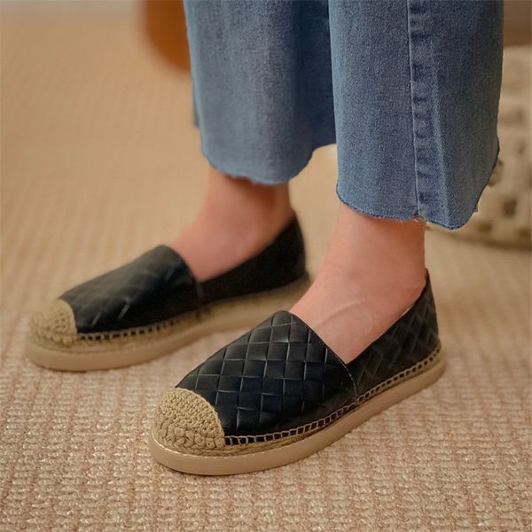pxelena 2020 autumn new casual comfort flat fisherman shoes for women sheepskin genuine leather slip on daily loafers lady, Black
pxelena 2020 autumn new casual comfort flat fisherman shoes for women sheepskin genuine leather slip on daily loafers lady, Black