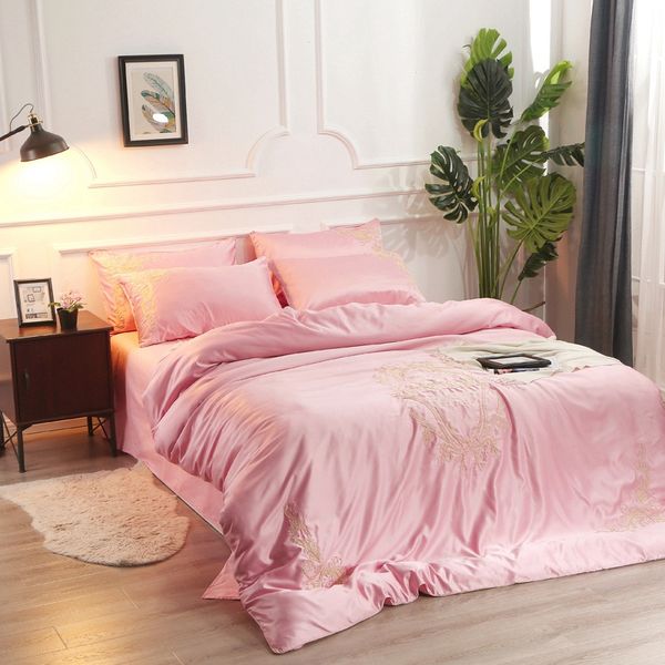 new arrival 3 colors european royal embroidery silk four-piece set sheet and duvet cover pillowcase
new arrival 3 colors european royal embroidery silk four-piece set sheet and duvet cover pillowcase