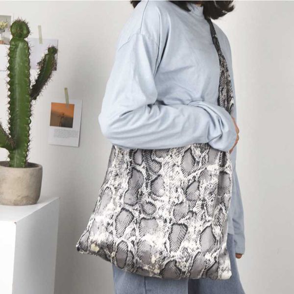 serpentine pattern farbic hobo bag women casual big size crossbody bag handbag 2020 female over large leisure daily slouch
serpentine pattern farbic hobo bag women casual big size crossbody bag handbag 2020 female over large leisure daily slouch