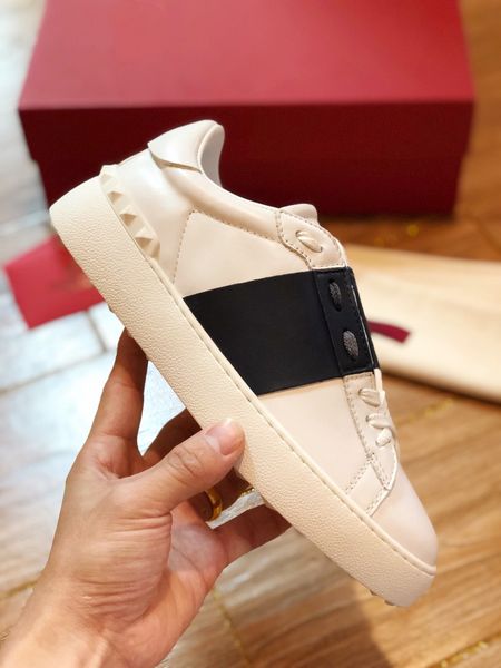 new men's and women's leather graffiti low to help red rivet shoes tennis casual shoes fashion sports rivet flat shoes original bo, Black
new men's and women's leather graffiti low to help red rivet shoes tennis casual shoes fashion sports rivet flat shoes original bo, Black