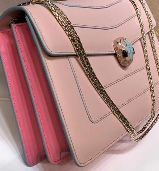 original pink luxury purse,size:25cm,many other colors for chosen,fast delivery by dhl
original pink luxury purse,size:25cm,many other colors for chosen,fast delivery by dhl