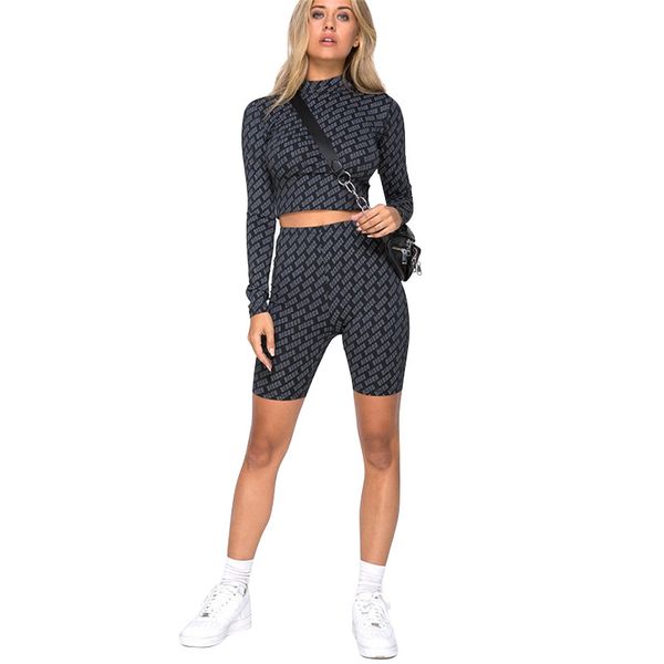 running sets femme casual suits for women clothing long sleeve crop shirt and short pant set black high waisted fashion comfortable, Black;blue
running sets femme casual suits for women clothing long sleeve crop shirt and short pant set black high waisted fashion comfortable, Black;blue