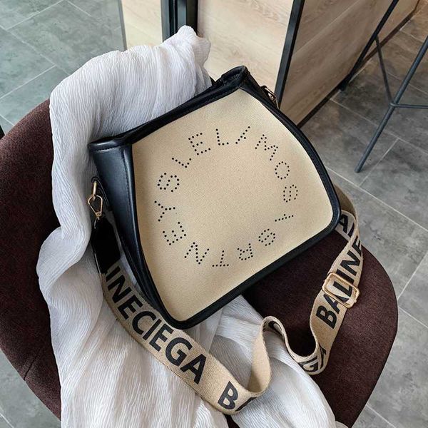 горячая французский оригинальный дизайн элегантный bucket bag мода повседневная сумка ширина 25см высота 21см толщина 8 см
горячая французский оригинальный дизайн элегантный bucket bag мода повседневная сумка ширина 25см высота 21см толщина 8 см