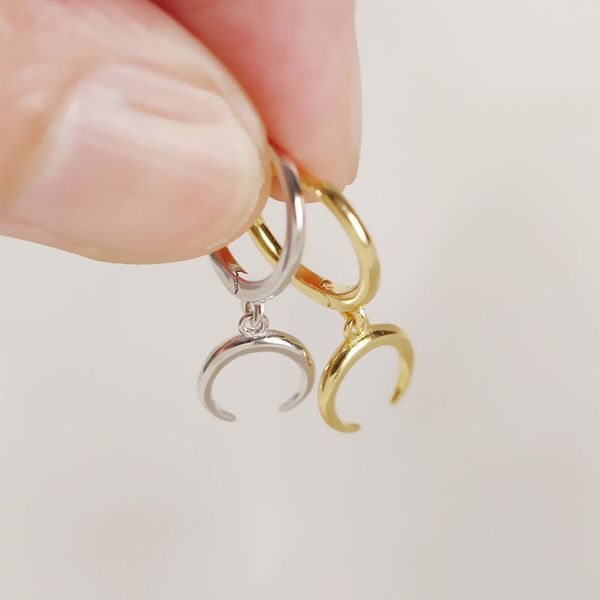 1pair 12mm*18mm 100% authentic 925 sterling silver golds white crescent moon hoop huggie earrings fine jewelry tle610, Golden;silver
1pair 12mm*18mm 100% authentic 925 sterling silver golds white crescent moon hoop huggie earrings fine jewelry tle610, Golden;silver