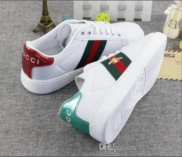 2019 весной и осенью мужчин и женщин моды маленькие белые туфли унисекс Повседневная обувь Человек женщина Бесплатная доставка
2019 весной и осенью мужчин и женщин моды маленькие белые туфли унисекс Повседневная обувь Человек женщина Бесплатная доставка