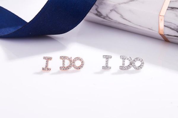wholesaland korea s925 sterling silver i do letter studs micro full diamond fashion asymmetrical english diamond earrings accessories female, Golden;silver
wholesaland korea s925 sterling silver i do letter studs micro full diamond fashion asymmetrical english diamond earrings accessories female, Golden;silver