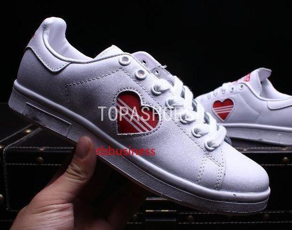 wholesale 2019 women stan smith men running shoes superstars 80s love half heart valentine's day trainer sport sneaker 36-44
wholesale 2019 women stan smith men running shoes superstars 80s love half heart valentine's day trainer sport sneaker 36-44