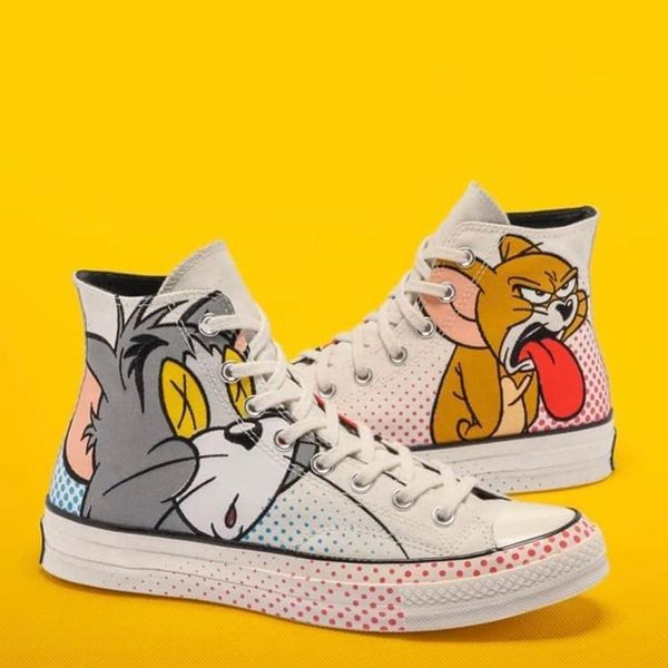2020 new famous shoes cartoon star 1970s hi tom & jerry canvas shoes men and women fashion casual shoes, Black;red
2020 new famous shoes cartoon star 1970s hi tom & jerry canvas shoes men and women fashion casual shoes, Black;red