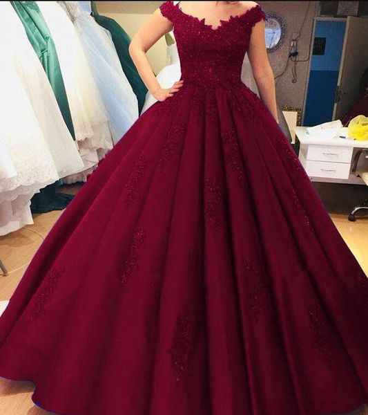 vintage dark green ball gown prom dresses long floor length ruched lace appliques v neck capped formal special occasion dresses customized, Black
vintage dark green ball gown prom dresses long floor length ruched lace appliques v neck capped formal special occasion dresses customized, Black