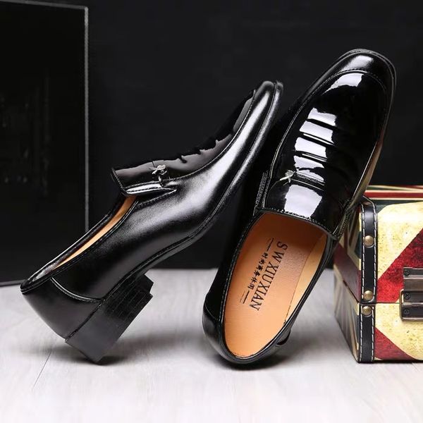 2019 spring and autumn men's leather shoes men's business dress black work shoes bright leather p marriage shoes non-slip casual d
2019 spring and autumn men's leather shoes men's business dress black work shoes bright leather p marriage shoes non-slip casual d