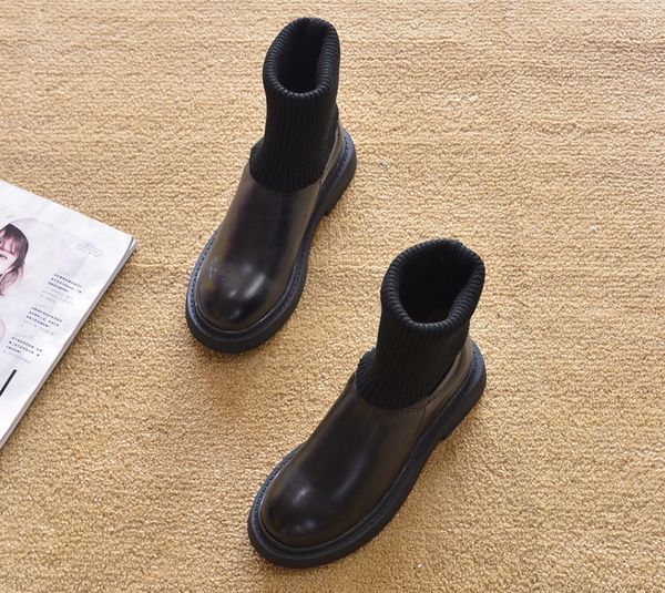 autumn flat with round toe single boots thick-soled wool short boots vintage ales ankle women's, Black
autumn flat with round toe single boots thick-soled wool short boots vintage ales ankle women's, Black