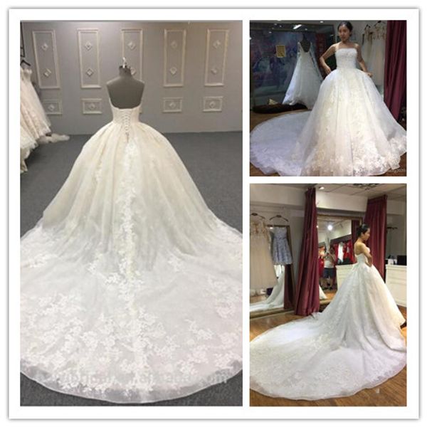 hight quality elegant a line wedding dresses straepless sleeveless applique cathedral train tulle lace up wedding gowns, White
hight quality elegant a line wedding dresses straepless sleeveless applique cathedral train tulle lace up wedding gowns, White