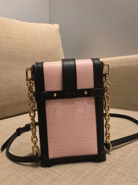 ladies mobile phone bag designer crossbody detachable metal chain shoulder strap pochette trunk verticale women iconic bags m63913
ladies mobile phone bag designer crossbody detachable metal chain shoulder strap pochette trunk verticale women iconic bags m63913