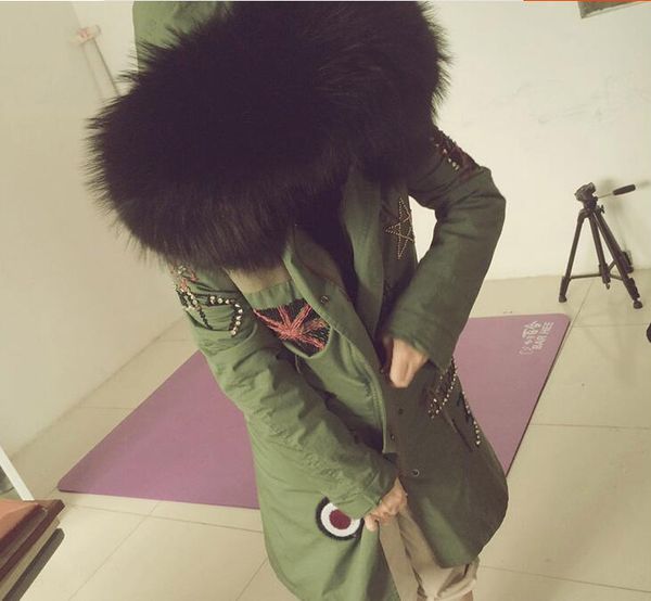 maomaokong brand black raccoon fur trim hoody snow coats black rex rabbit fur lining army green long parkas with uk flag beading
maomaokong brand black raccoon fur trim hoody snow coats black rex rabbit fur lining army green long parkas with uk flag beading