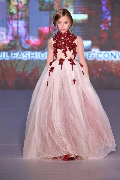 new ball gown girls pageant dresses for weddings burgundy lace appliques long sleeves floor length birthday children flower girls dresses, White;red
new ball gown girls pageant dresses for weddings burgundy lace appliques long sleeves floor length birthday children flower girls dresses, White;red