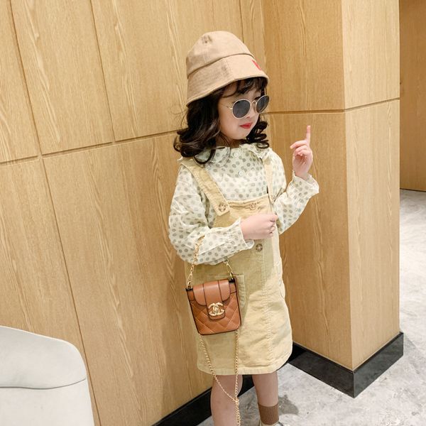 2020 new korean children fashion western style shoulder bag rhombus solid color square bag girls graceful princess shoulder
2020 new korean children fashion western style shoulder bag rhombus solid color square bag girls graceful princess shoulder