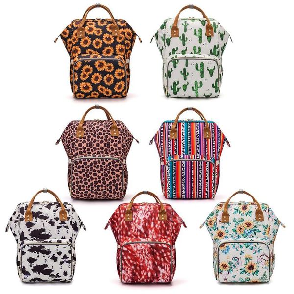 portable nappy bag large capacity personality design of independent wet bag waterproof backpack nursing for baby care
portable nappy bag large capacity personality design of independent wet bag waterproof backpack nursing for baby care
