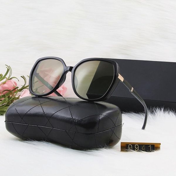 luxury-design sunglasses -2019 new polarizing ladies color sunglasses imported polaroid polarizing lenses 9941, White;black
luxury-design sunglasses -2019 new polarizing ladies color sunglasses imported polaroid polarizing lenses 9941, White;black