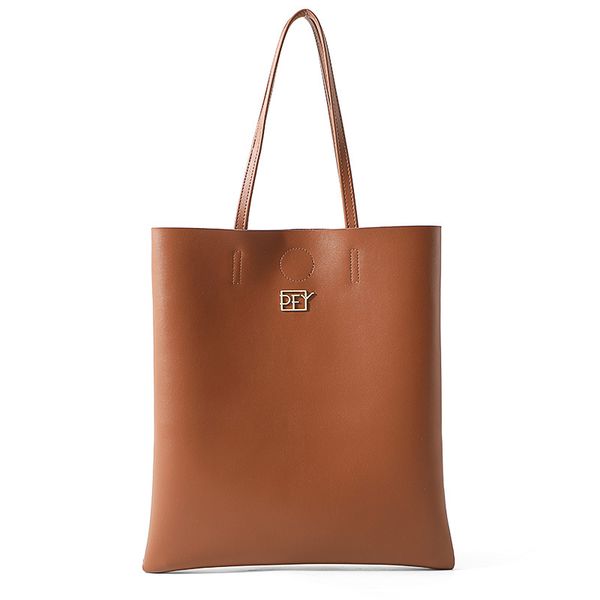 the new handbag fashion bag minimalist large-capacity portable package shopping bags
the new handbag fashion bag minimalist large-capacity portable package shopping bags