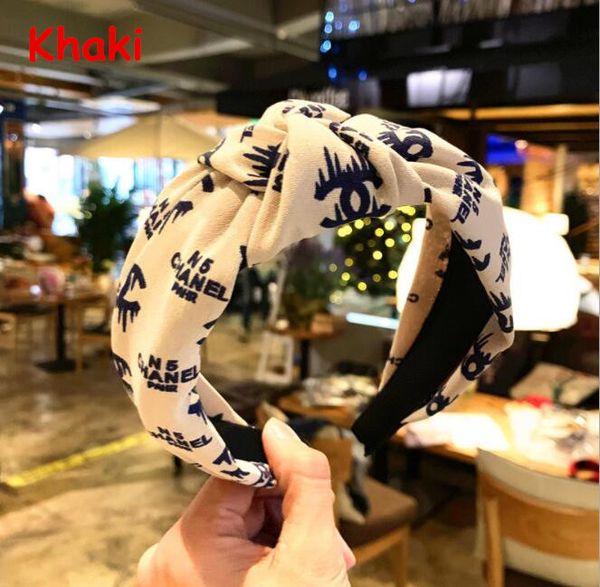 2020 fashion hairbands hair hoop face simple korean joker pressure hair wide edge clip women headband supply, Black;brown
2020 fashion hairbands hair hoop face simple korean joker pressure hair wide edge clip women headband supply, Black;brown